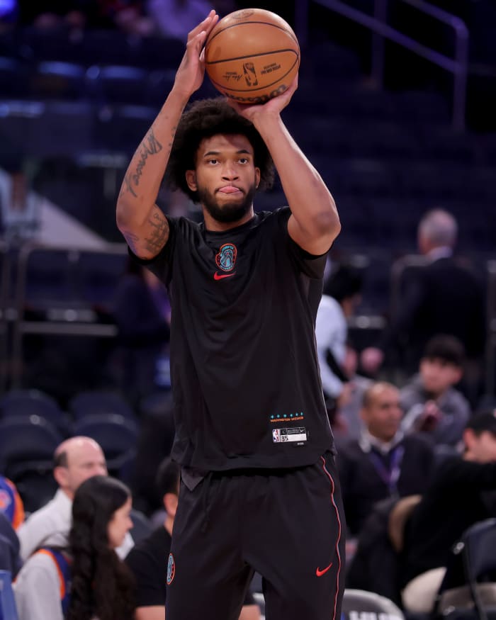 Washington Wizards forward Marvin Bagley III (35) warms up before a game against the New York Knicks at Madison Square Garden.